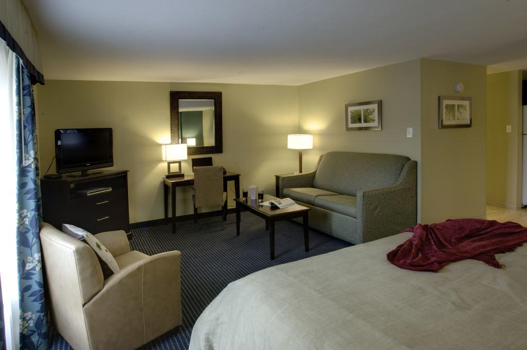 Inn At Deep Creek Oakland Habitación foto