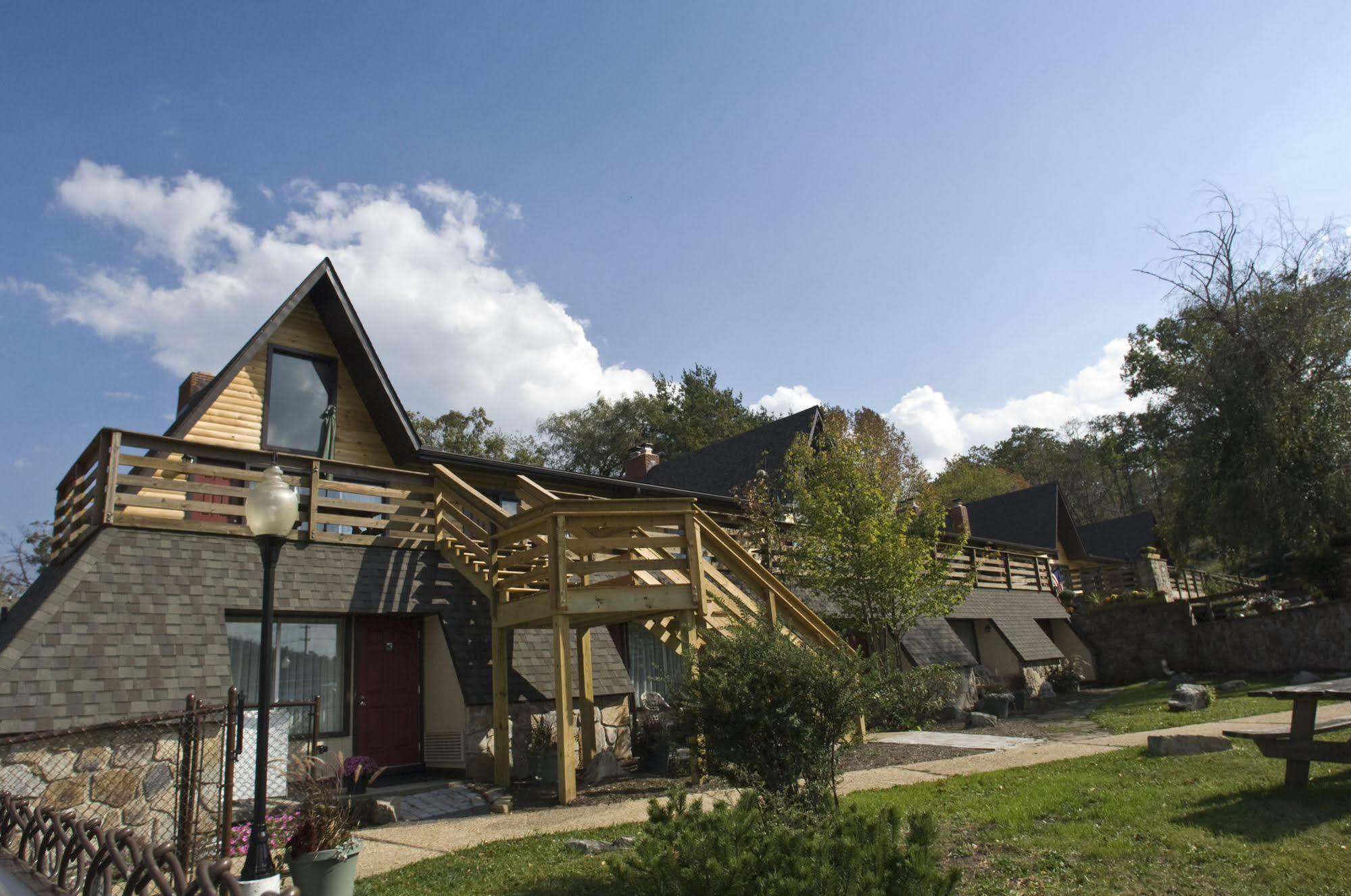 Inn At Deep Creek Oakland Exterior foto